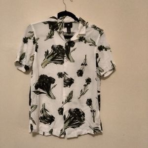H&M novelty casual buttondown